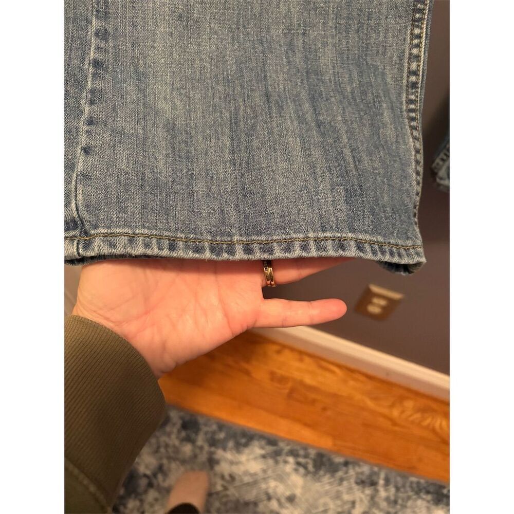 Wrangler Men's Relaxed Straight Jeans Blue Size 40x32 5-Pocket Design - Picture 6 of 13